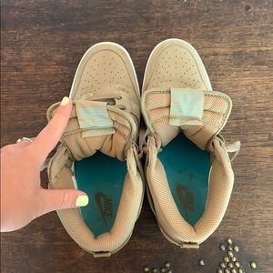 Platform Nike Sneakers